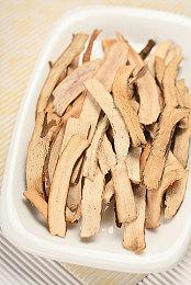 乌鸦版“风之旅人”？《VORON》简中Demo上线Steam新品节！